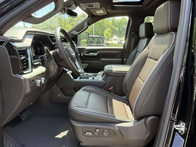 New 2026 GMC Sierra 3500 Denali w/ Denali Reserve Package AWD/4WD image 11
