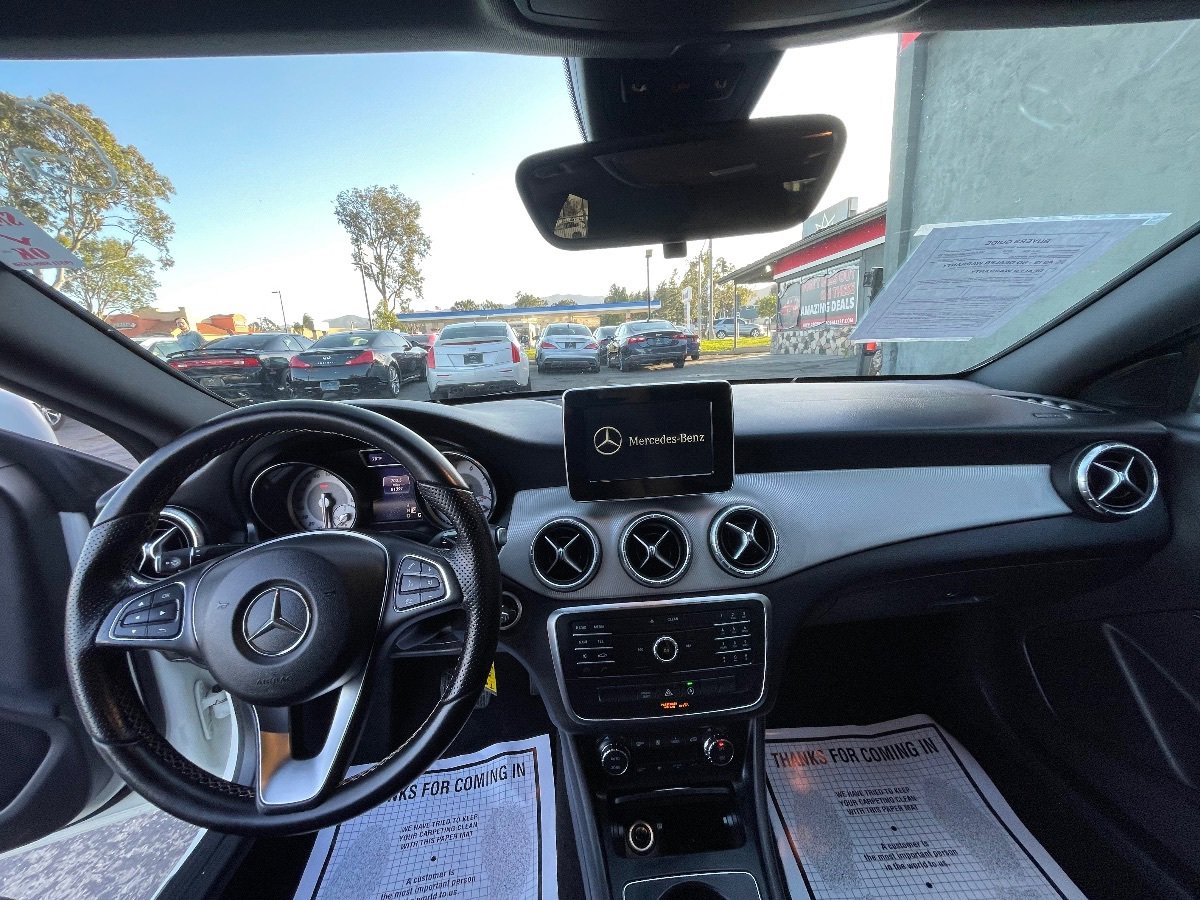 Used 2016 Mercedes-Benz CLA 250 4MATIC image 10