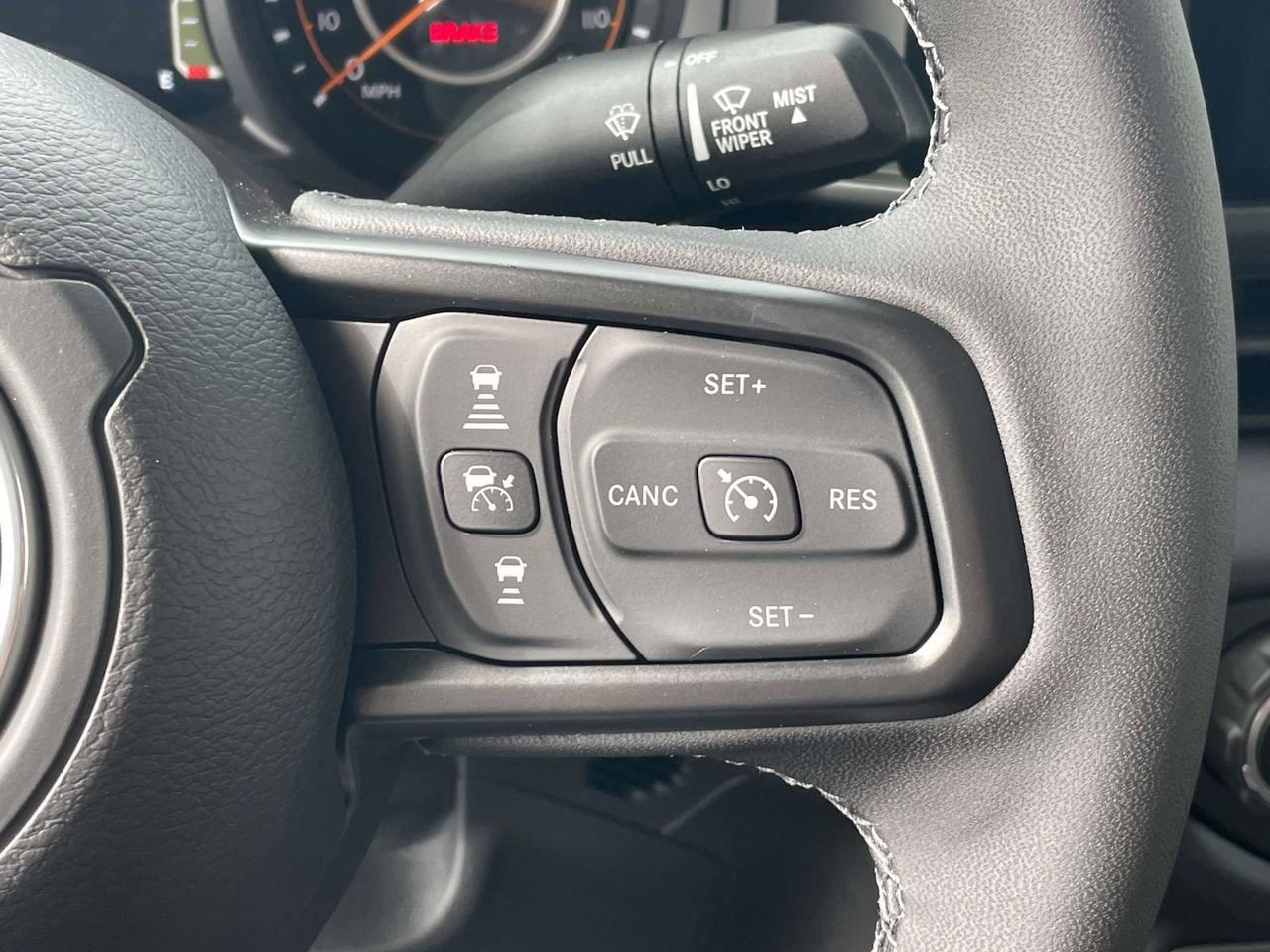 New 2025 Jeep Gladiator Mojave w/ Safety Group image 14