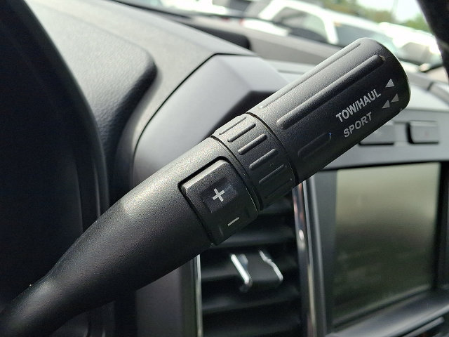 Used 2015 Ford F150 XLT w/ Equipment Group 301A Mid AWD/4WD image 14