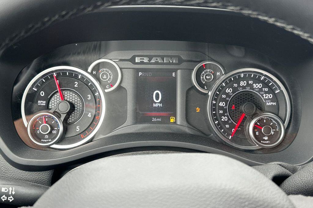 New 2026 RAM 2500 Big Horn AWD/4WD image 24