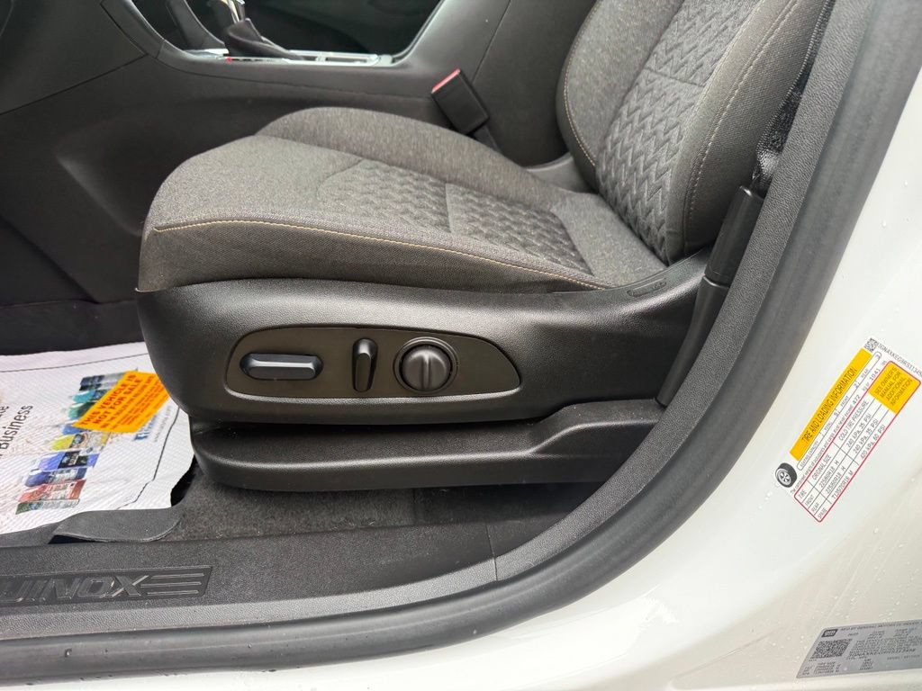 Used 2024 Chevrolet Equinox LT w/ LPO, Floor Liner Package FWD image 28