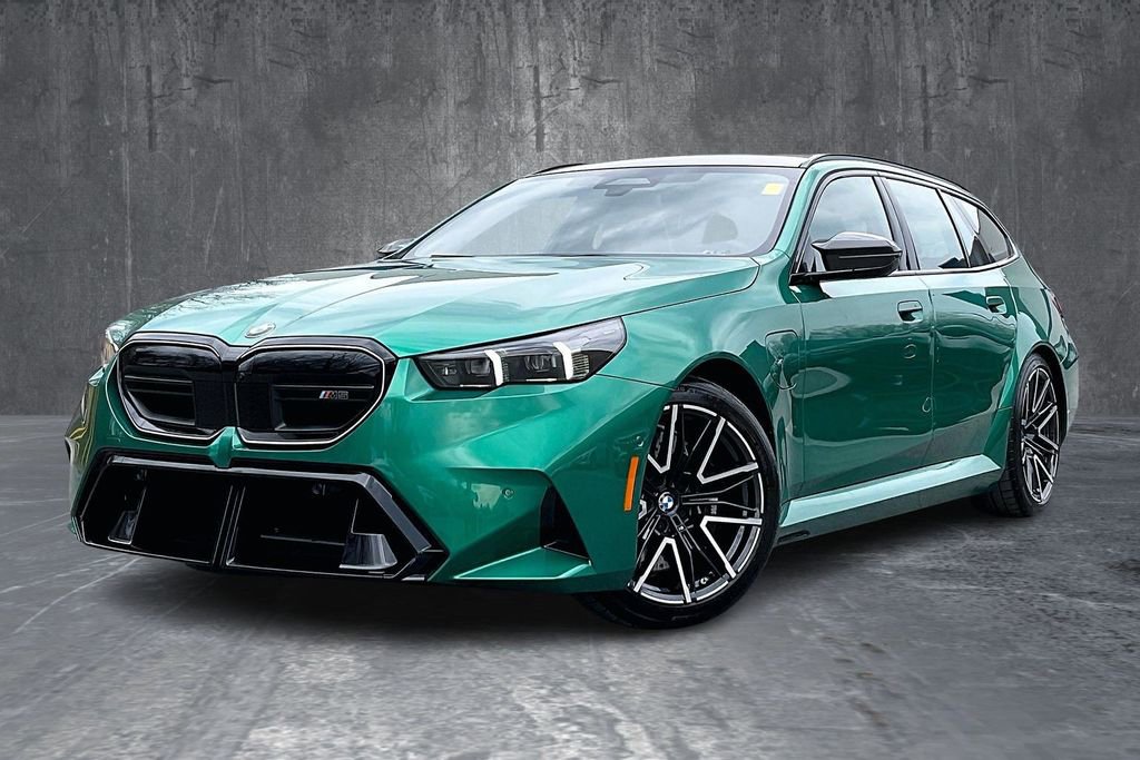 Used 2026 BMW M5 Touring image 1