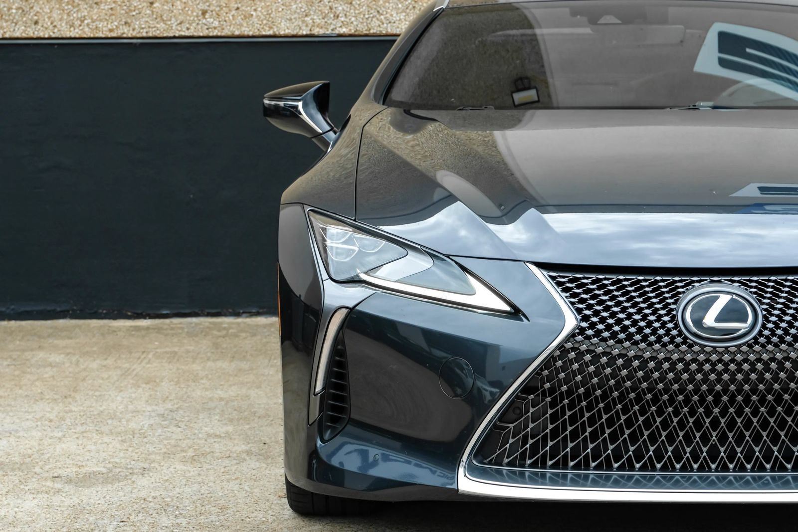 Used 2018 Lexus LC 500 Coupe w/ Sport Package RWD image 34