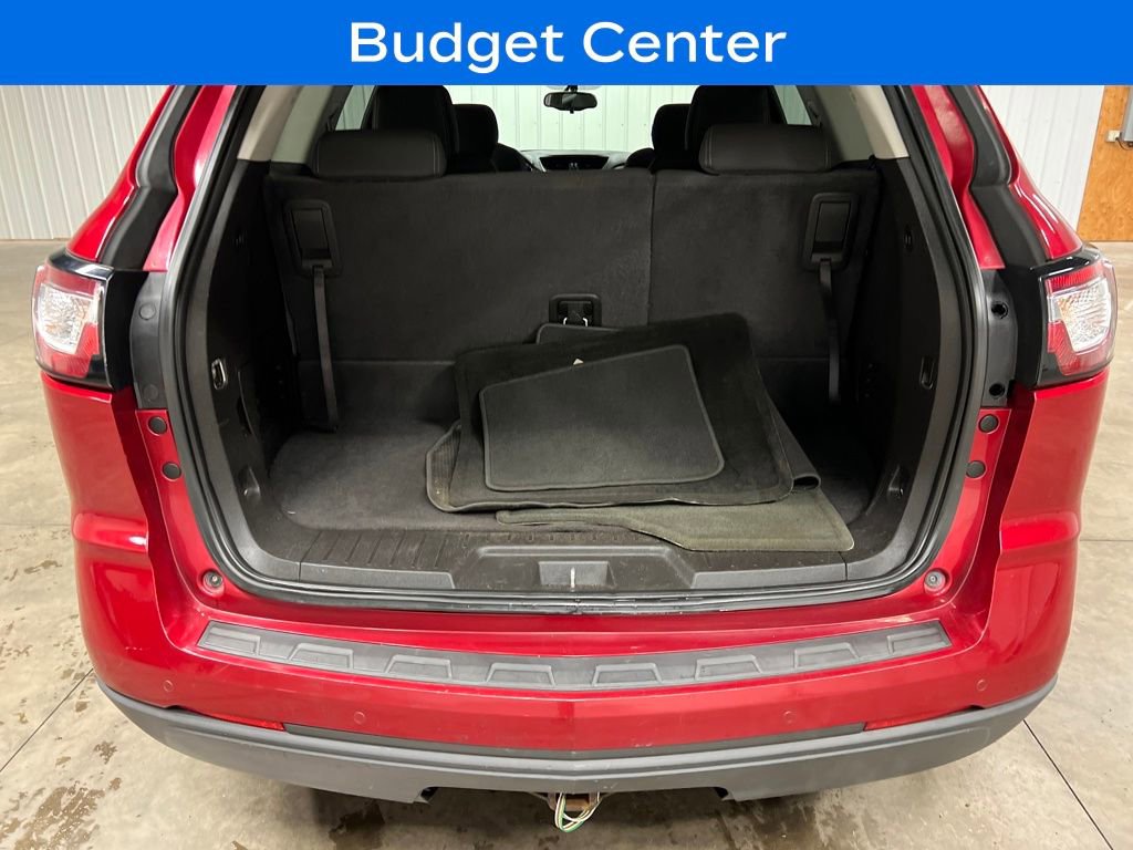 Used 2014 Chevrolet Traverse LT w/ LPO, 'HIT The Road' Package image 11