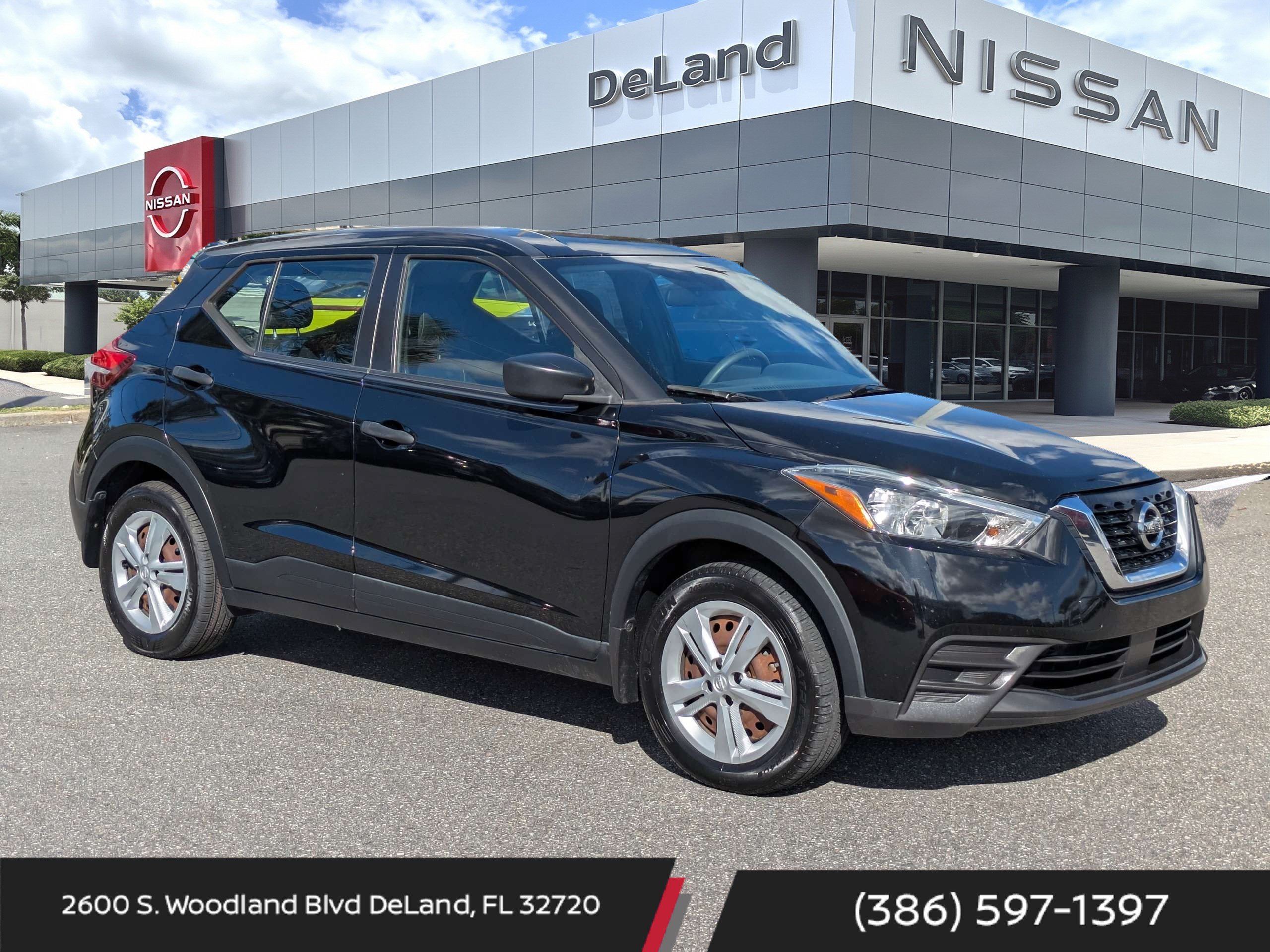 Used 2020 Nissan Kicks S FWD image 1