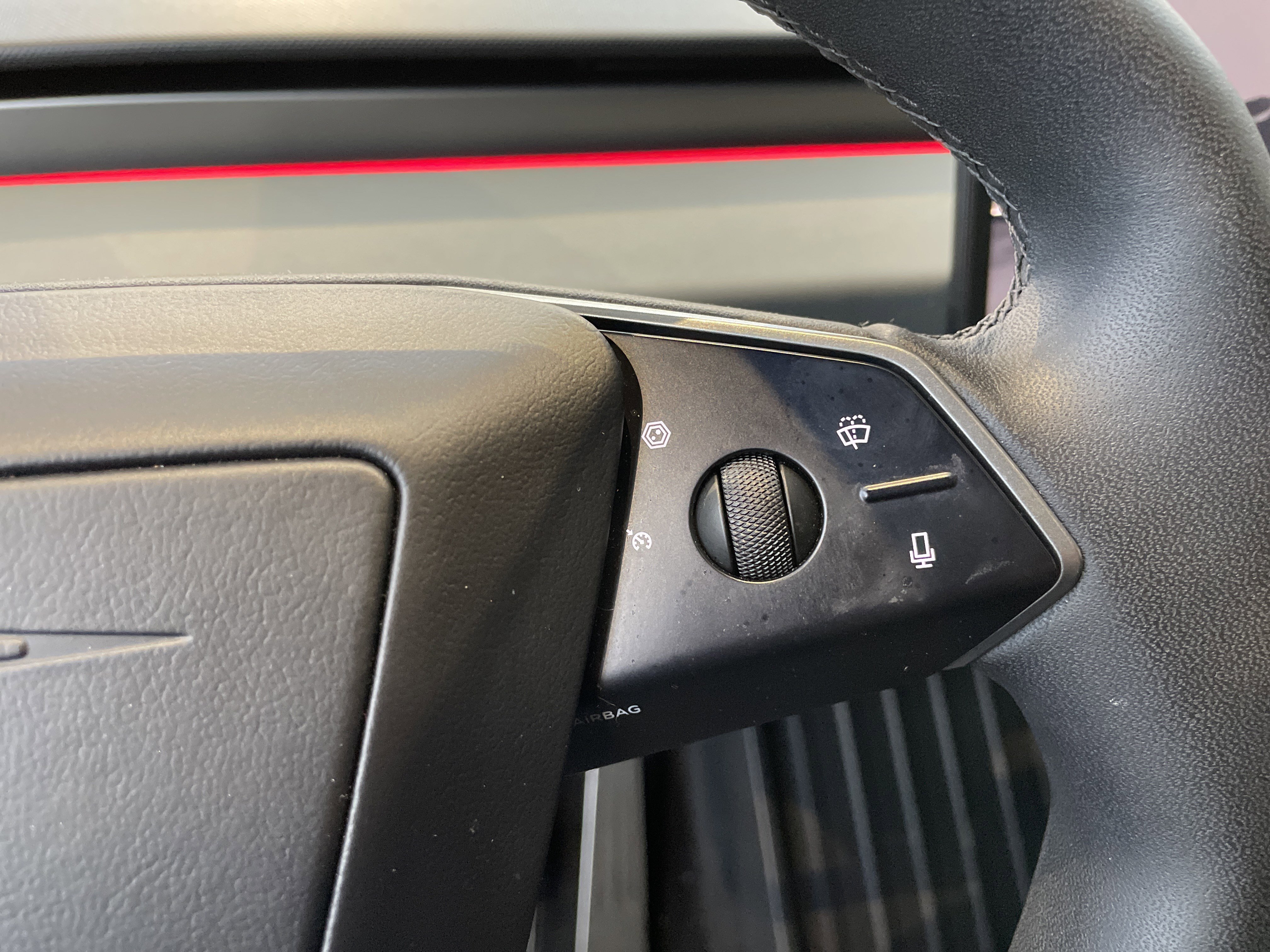 Used 2025 Tesla Cybertruck AWD Crew Cab image 20
