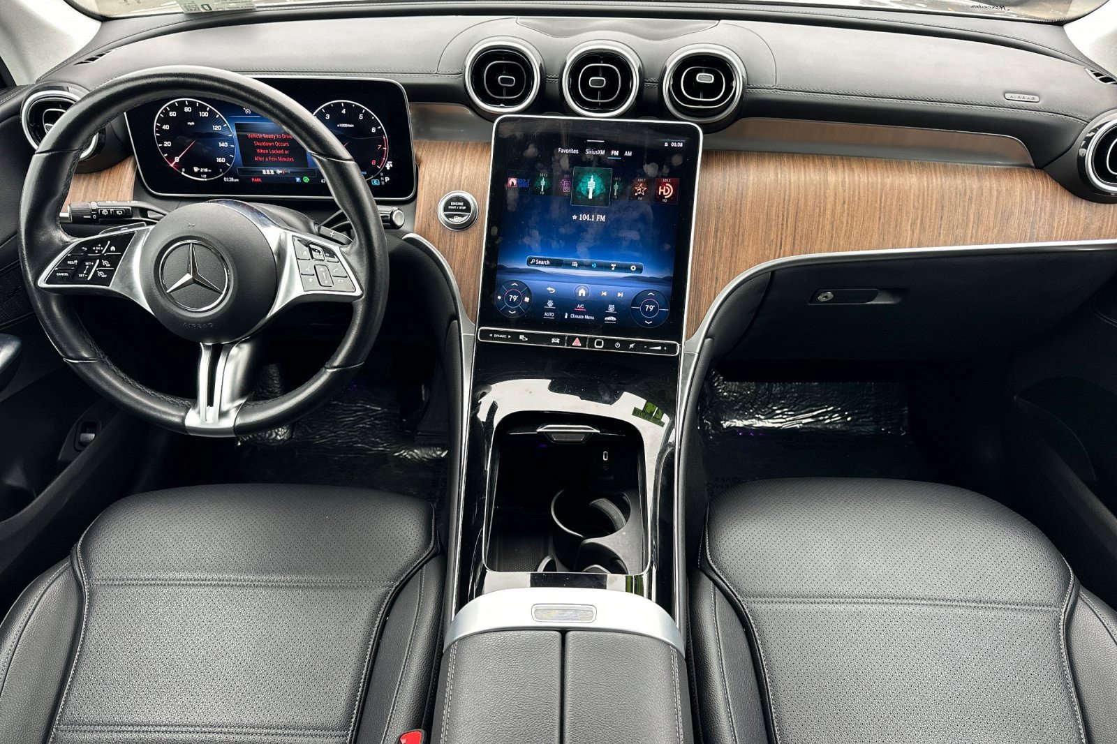 Used 2024 Mercedes-Benz GLC 300 w/ Winter Package image 14