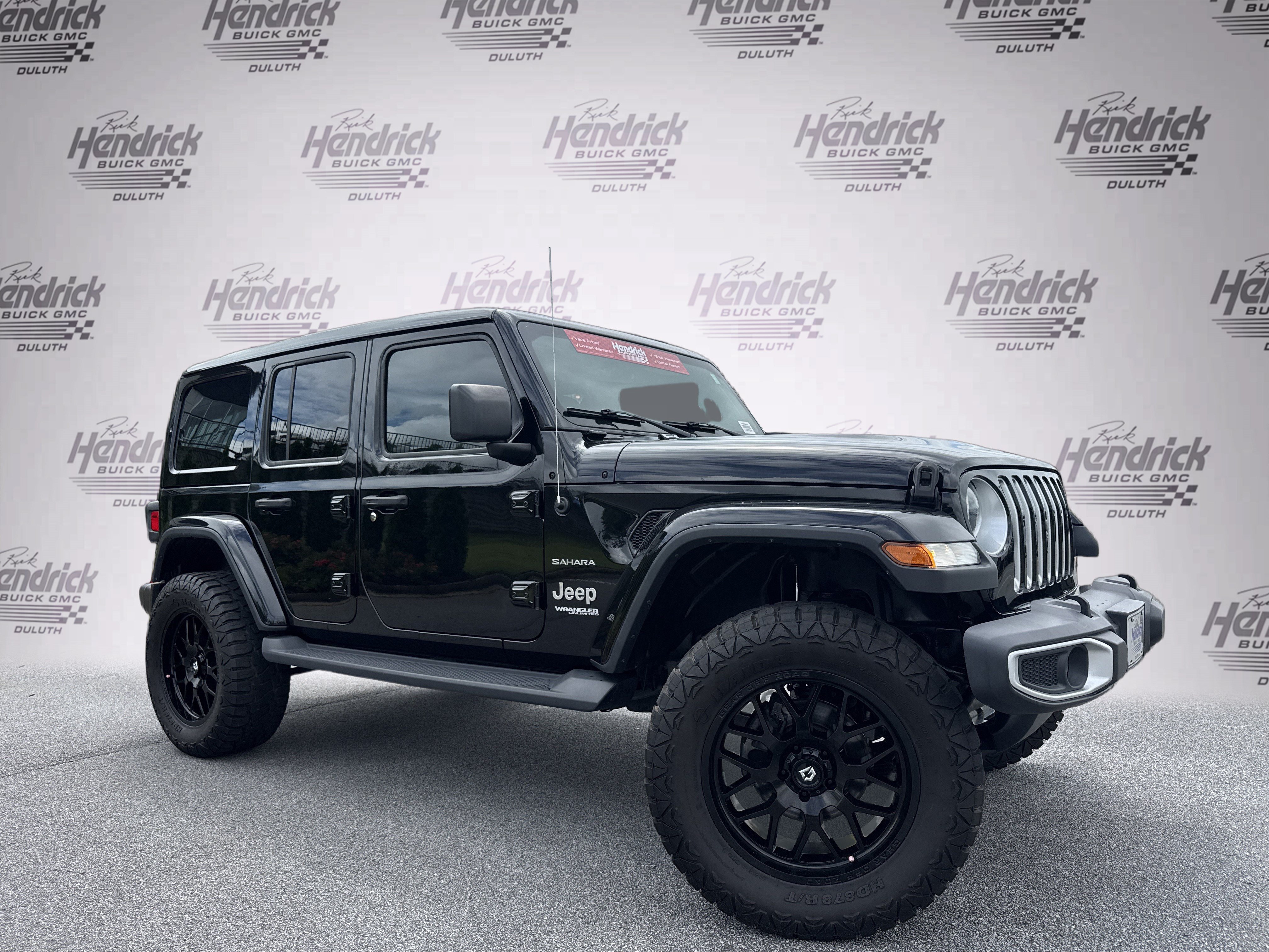 Used 2020 Jeep Wrangler Unlimited Sahara AWD/4WD image 2