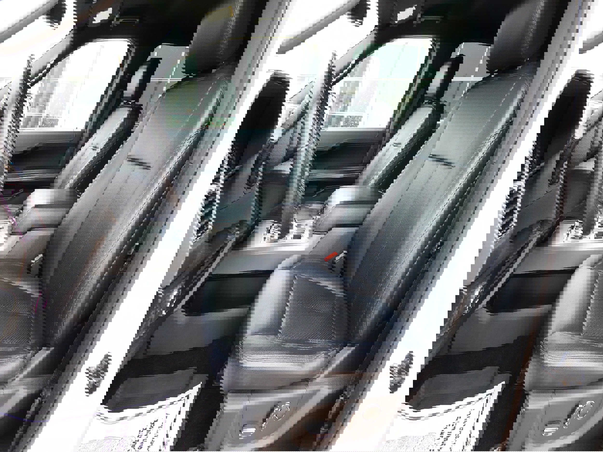 Used 2019 Ford Expedition XLT w/ Equipment Group 201A image 13