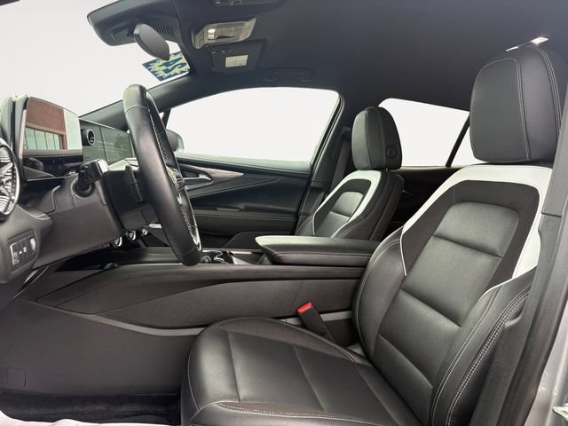 Used 2024 Chevrolet Blazer EV LT AWD/4WD image 9