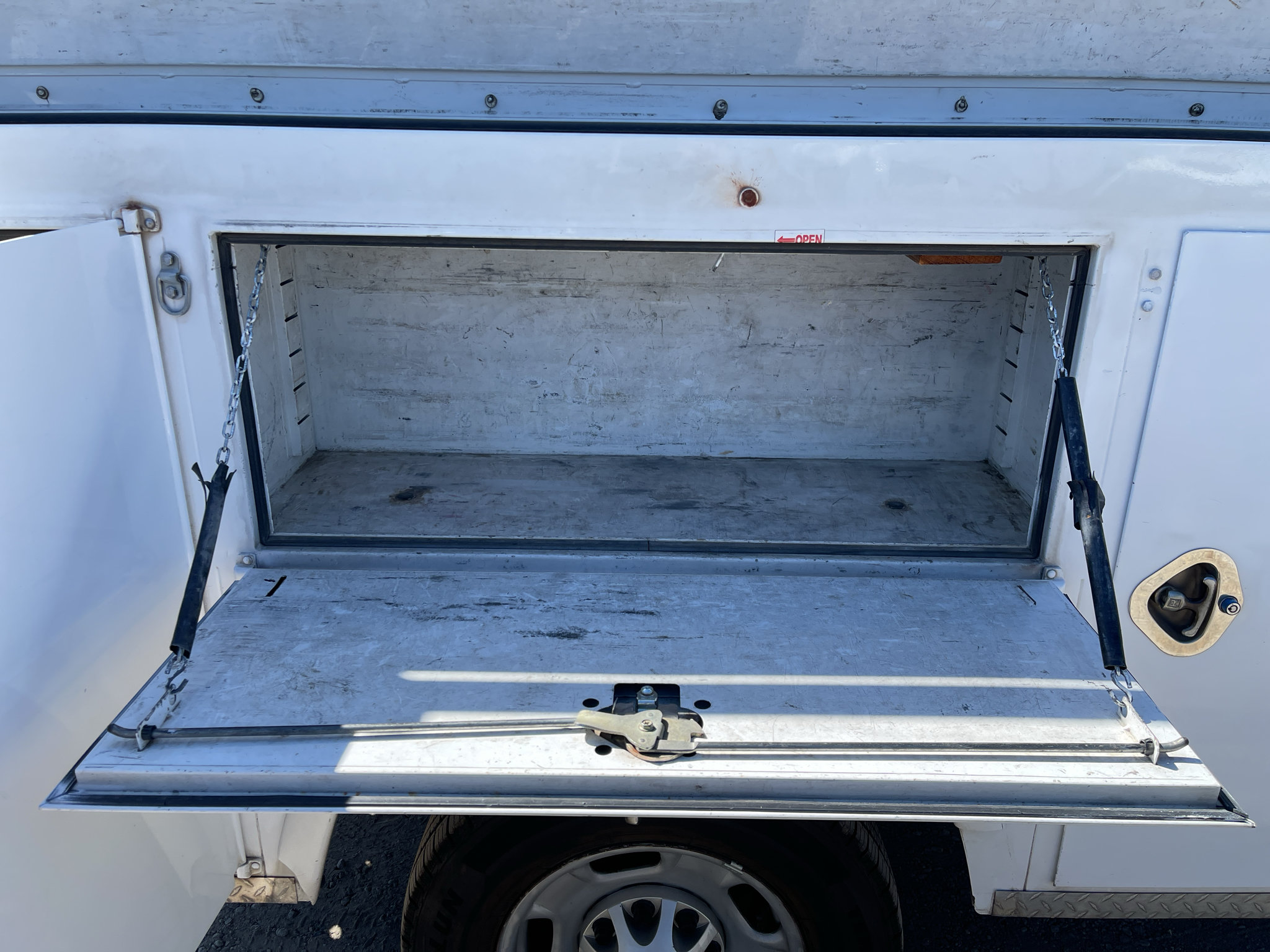 Used 2018 Chevrolet Silverado 2500 W/T RWD image 16