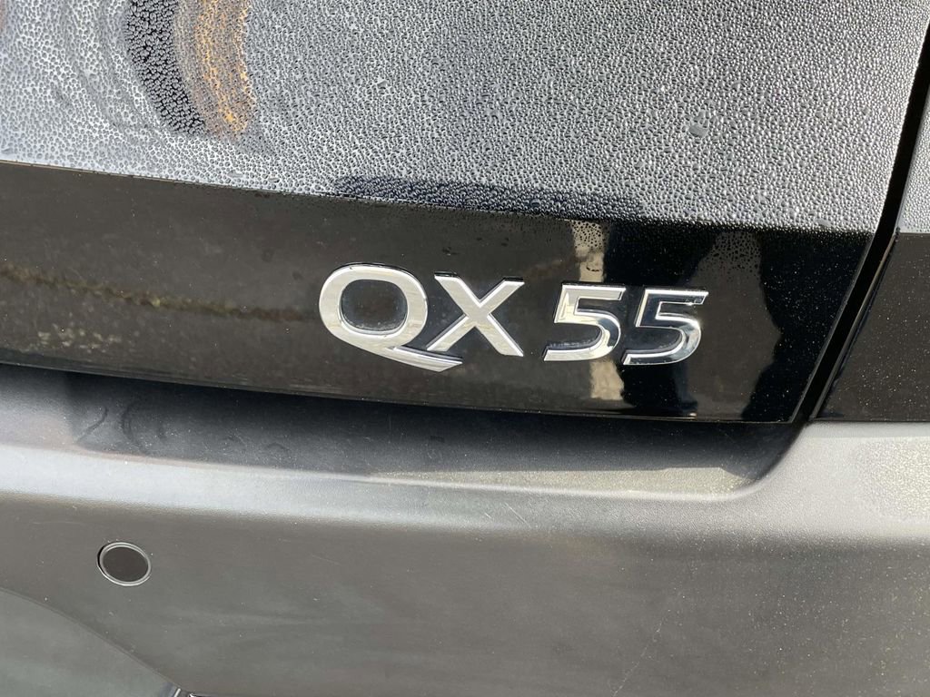 Used 2023 INFINITI QX55 Essential image 8