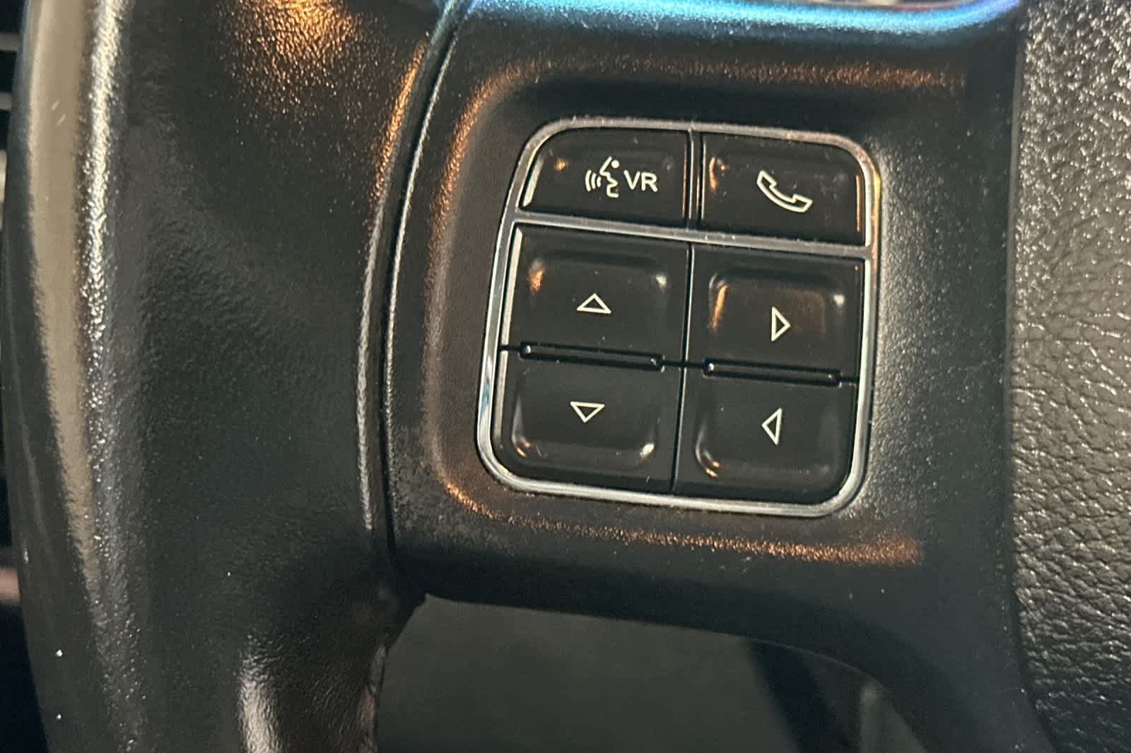 Used 2016 RAM 1500 Big Horn RWD image 28