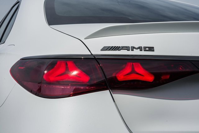 New 2026 Mercedes-Benz E 53 AMG e 4MATIC Sedan image 7