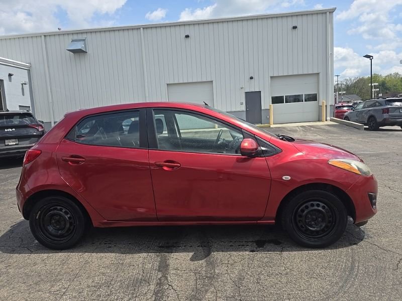 Used 2014 MAZDA MAZDA2 Sport FWD image 9