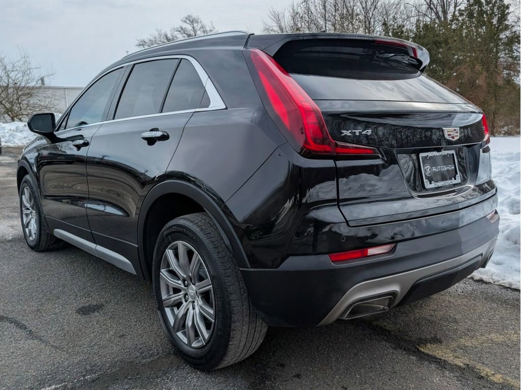 Used 2020 Cadillac XT4 Premium Luxury w/ Driver Awareness Package FWD image 8