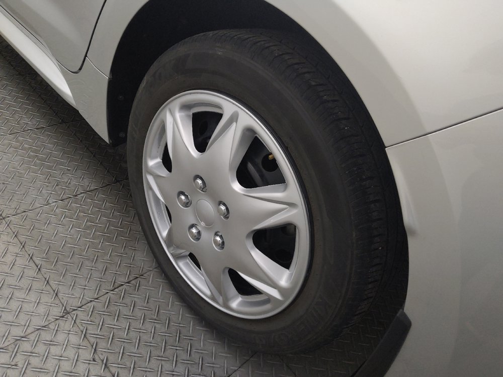 Used 2025 Toyota Corolla LE FWD image 31