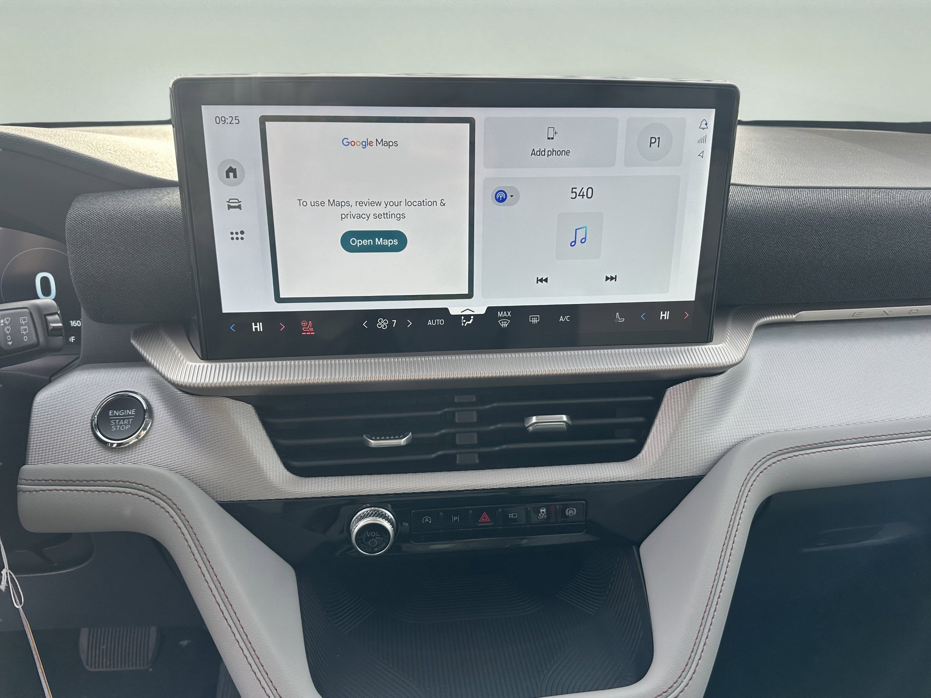 New 2026 Ford Explorer Active w/ Active Comfort Package image 15