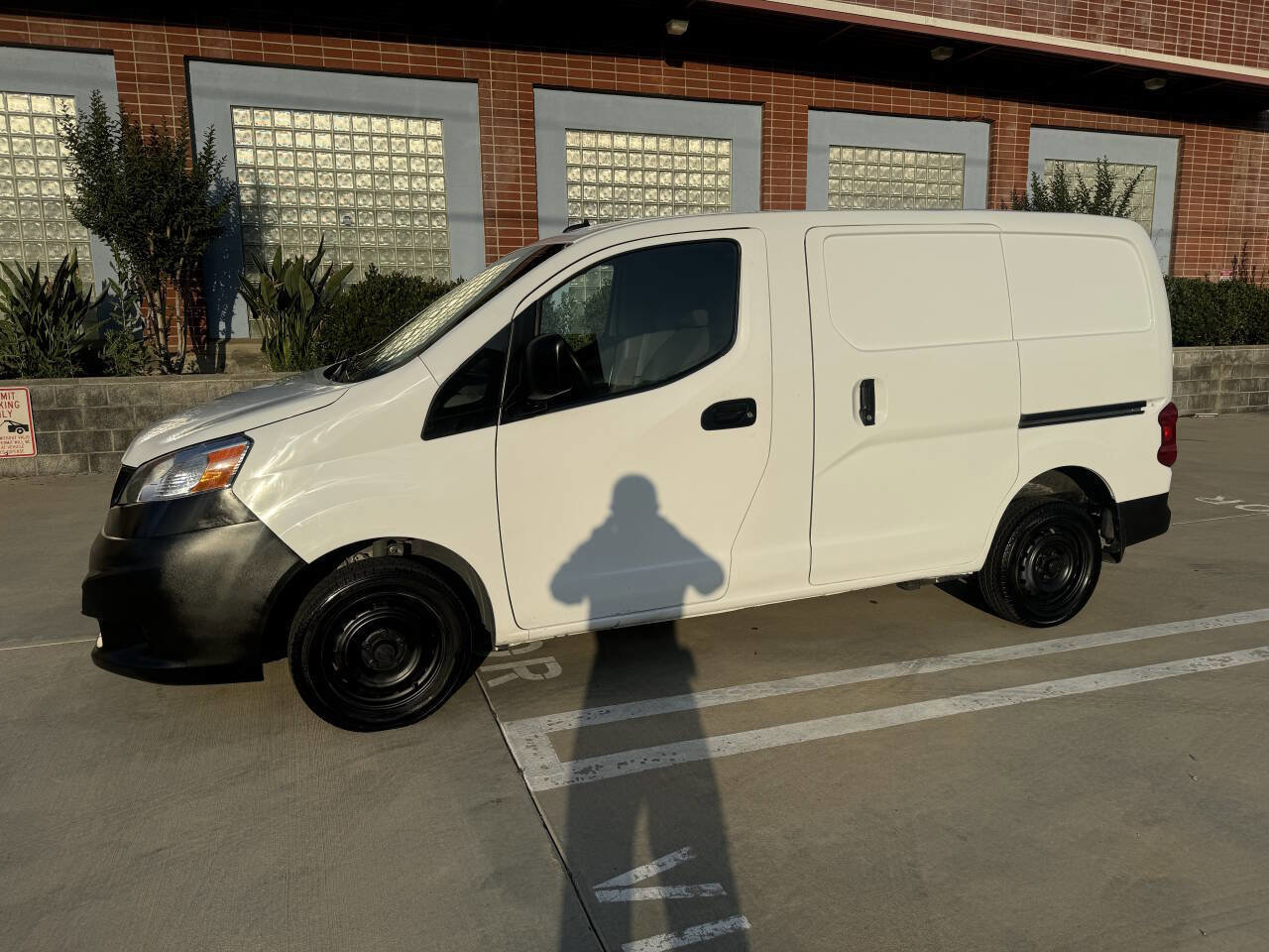 Used 2021 Nissan NV200 S w/ Back Door Glass Package FWD image 1