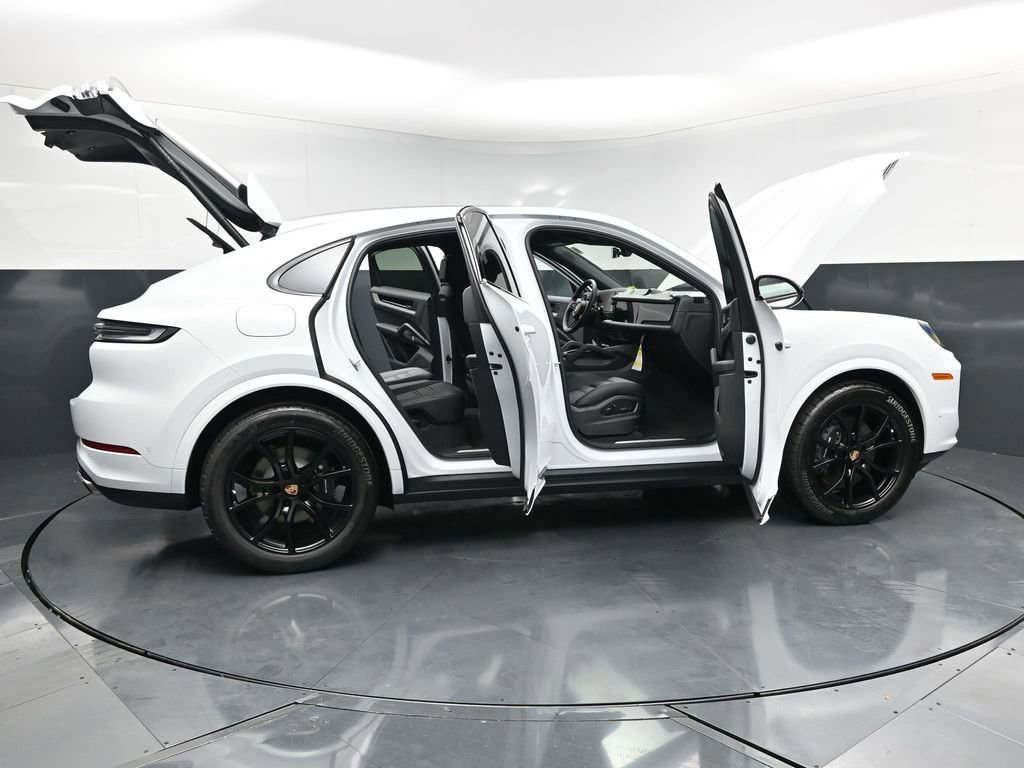 New 2026 Porsche Cayenne Coupe image 31