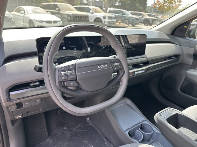 New 2027 Kia EV3 FWD image 5