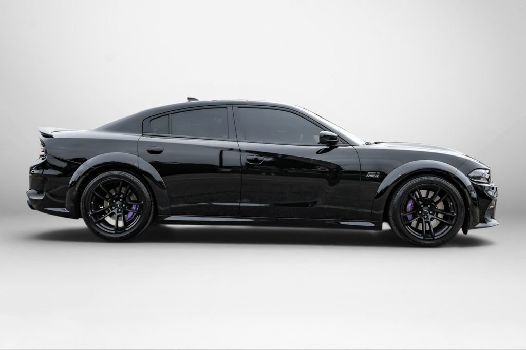 Used 2022 Dodge Charger Scat Pack RWD image 5