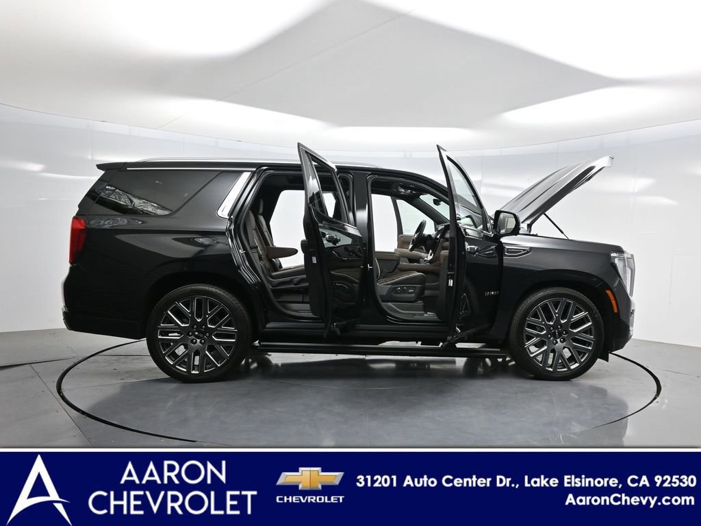 Used 2026 GMC Yukon Denali Ultimate AWD/4WD image 3