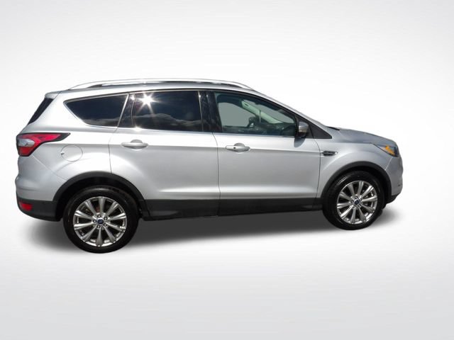 Certified 2018 Ford Escape Titanium FWD image 11