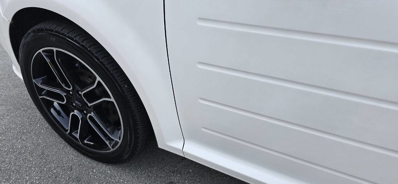 Used 2013 Ford Flex SEL image 10