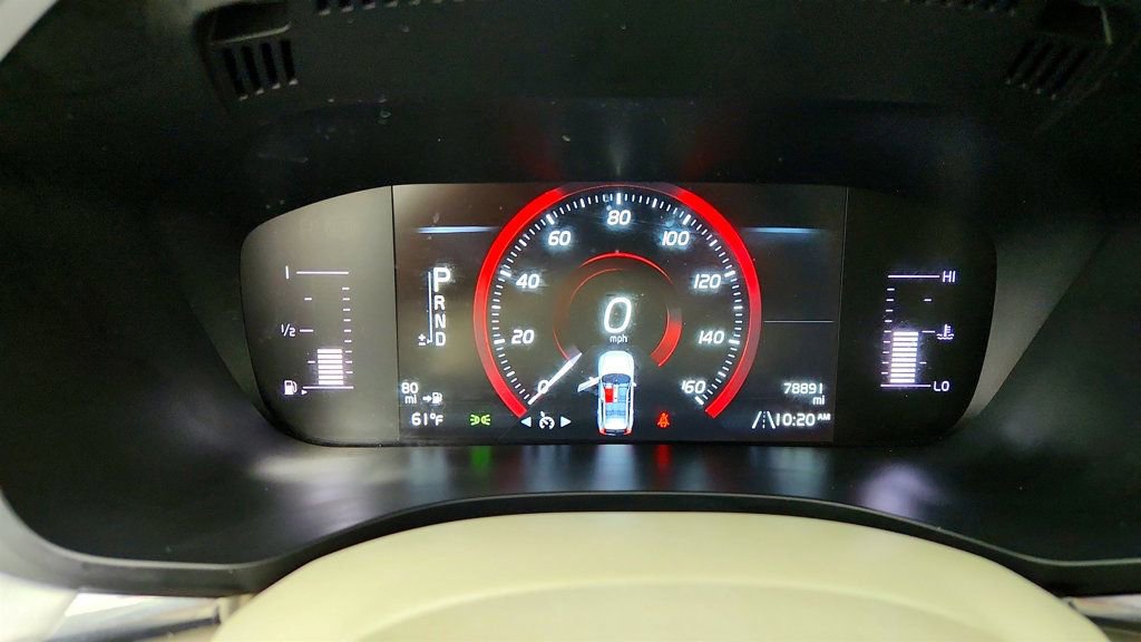 Used 2019 Volvo XC60 T5 Momentum w/ Premium Package AWD/4WD image 14