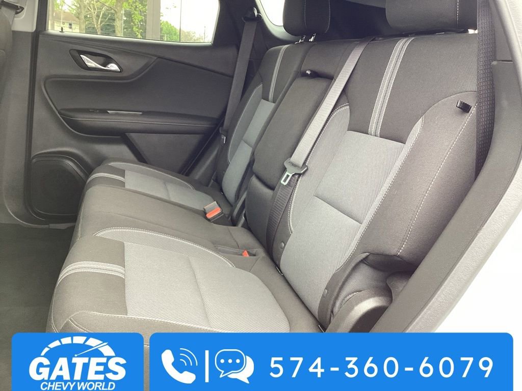 Used 2025 Chevrolet Blazer LT AWD/4WD image 14