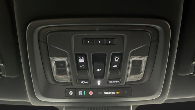 Used 2025 GMC Sierra 1500 Denali Ultimate AWD/4WD image 34