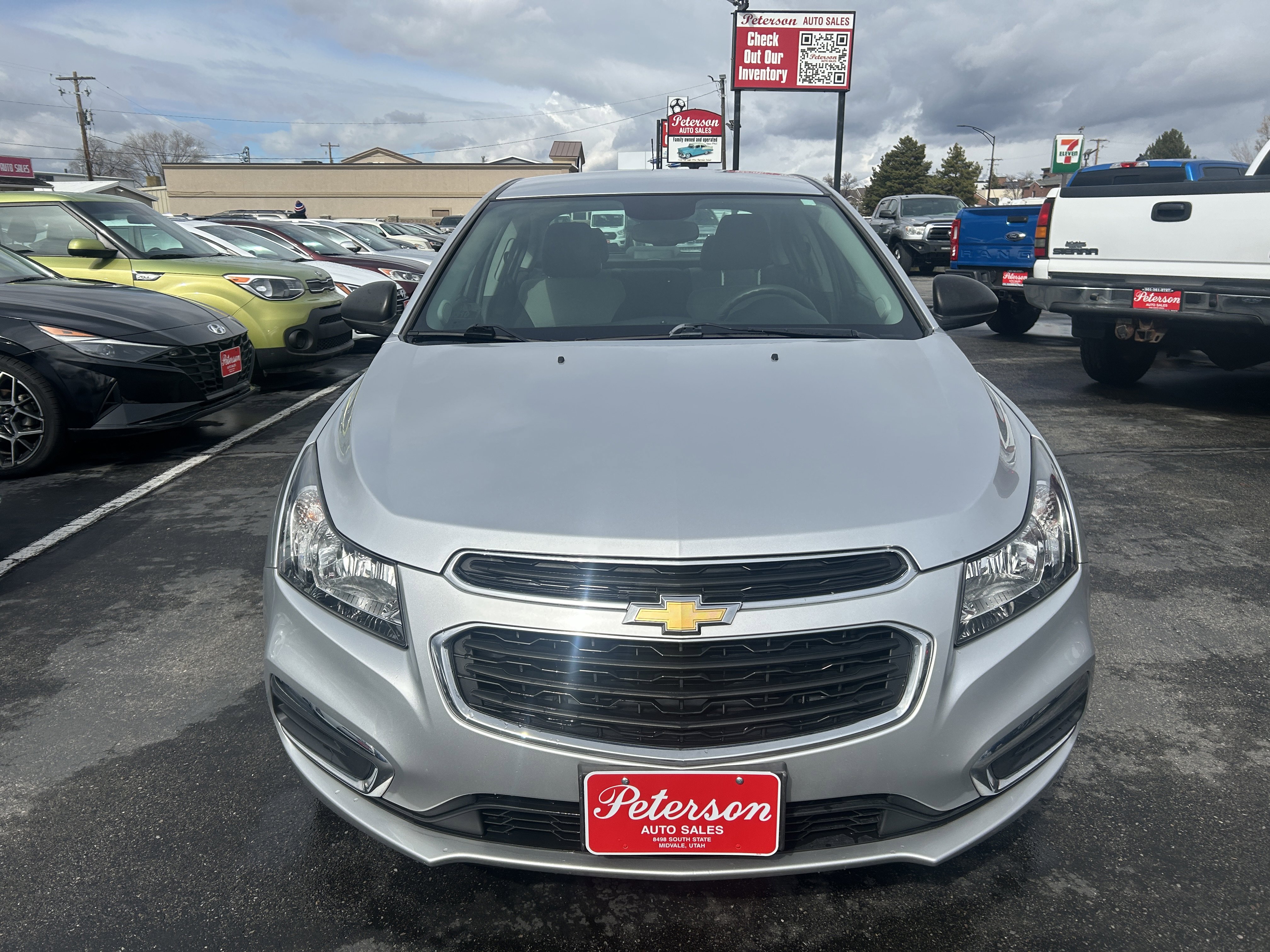 Used 2015 Chevrolet Cruze LS image 3