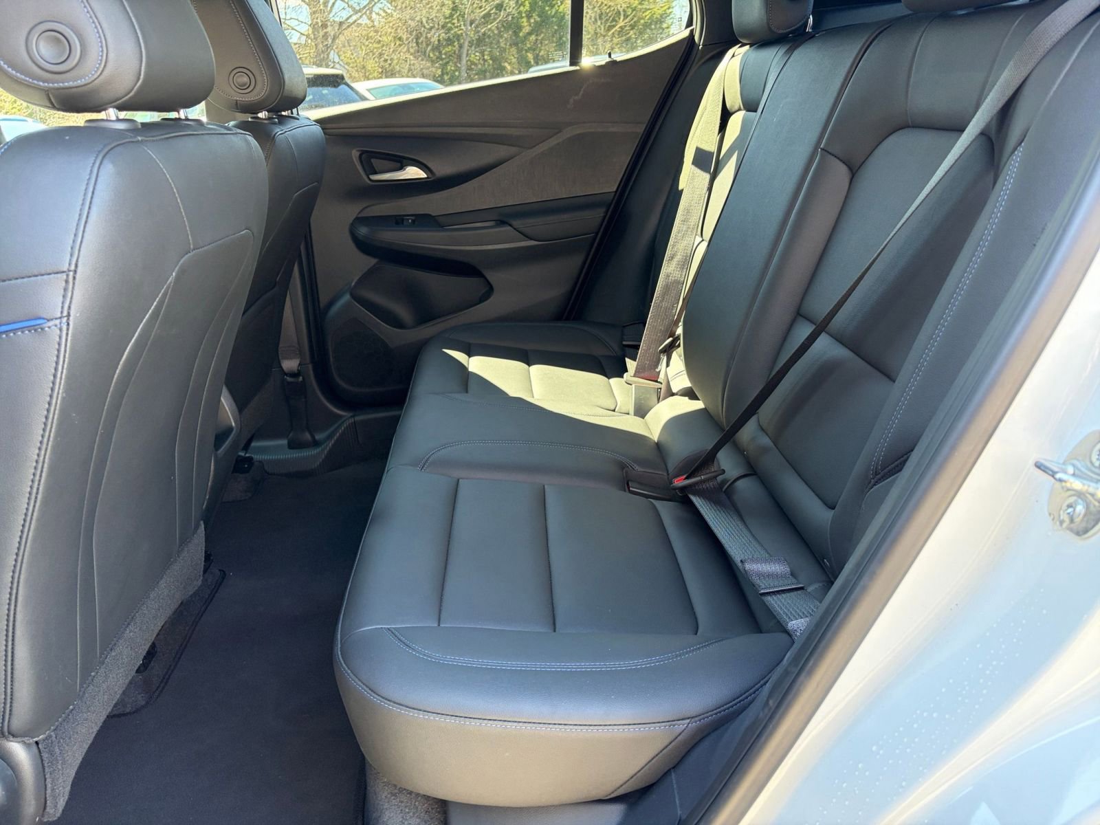 Used 2025 Buick Envista Sport Touring FWD image 24