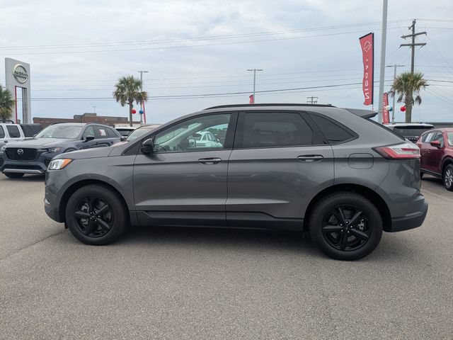 Used 2024 Ford Edge SE AWD/4WD image 6