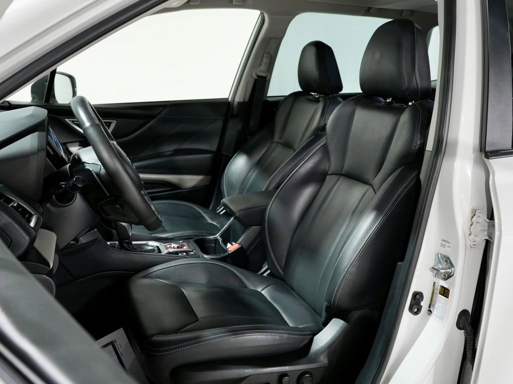 Used 2023 Subaru Forester Limited image 3