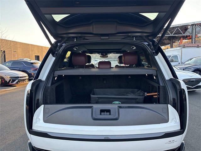 Used 2023 Land Rover Range Rover SE image 26