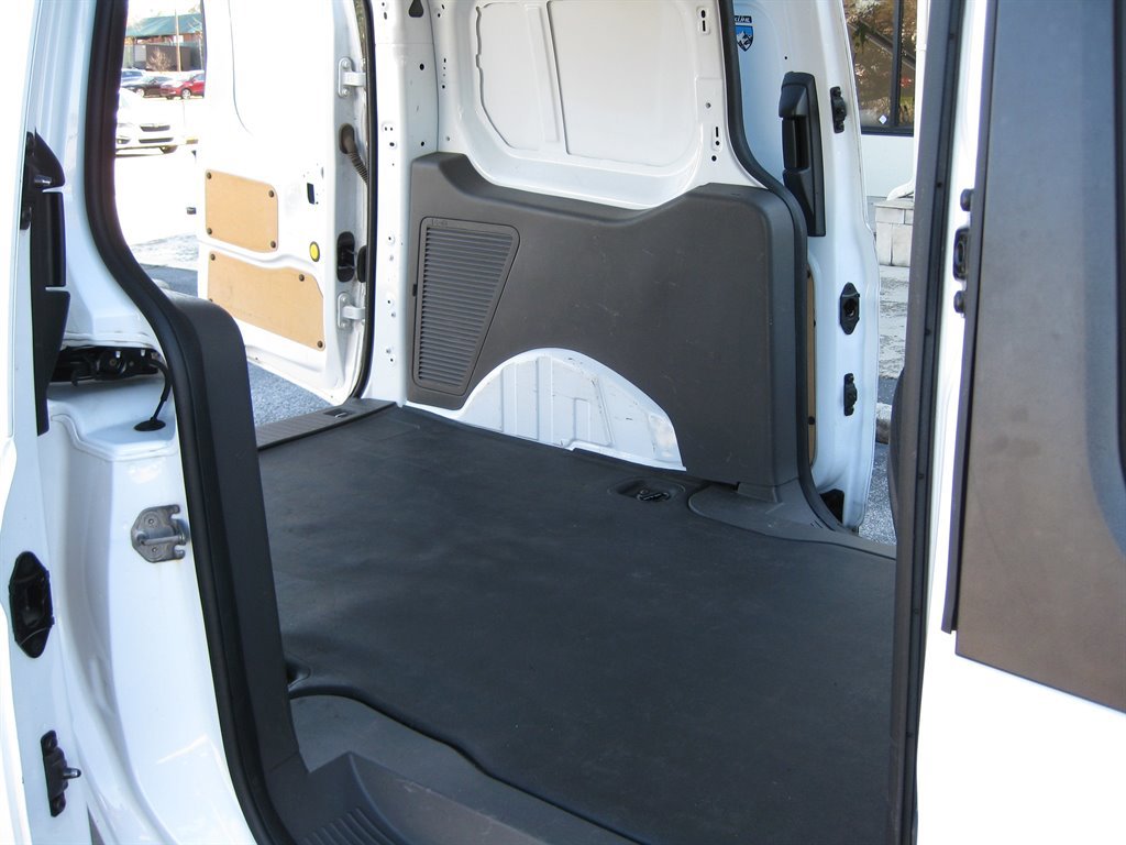 Used 2019 Ford Transit Connect XL image 27