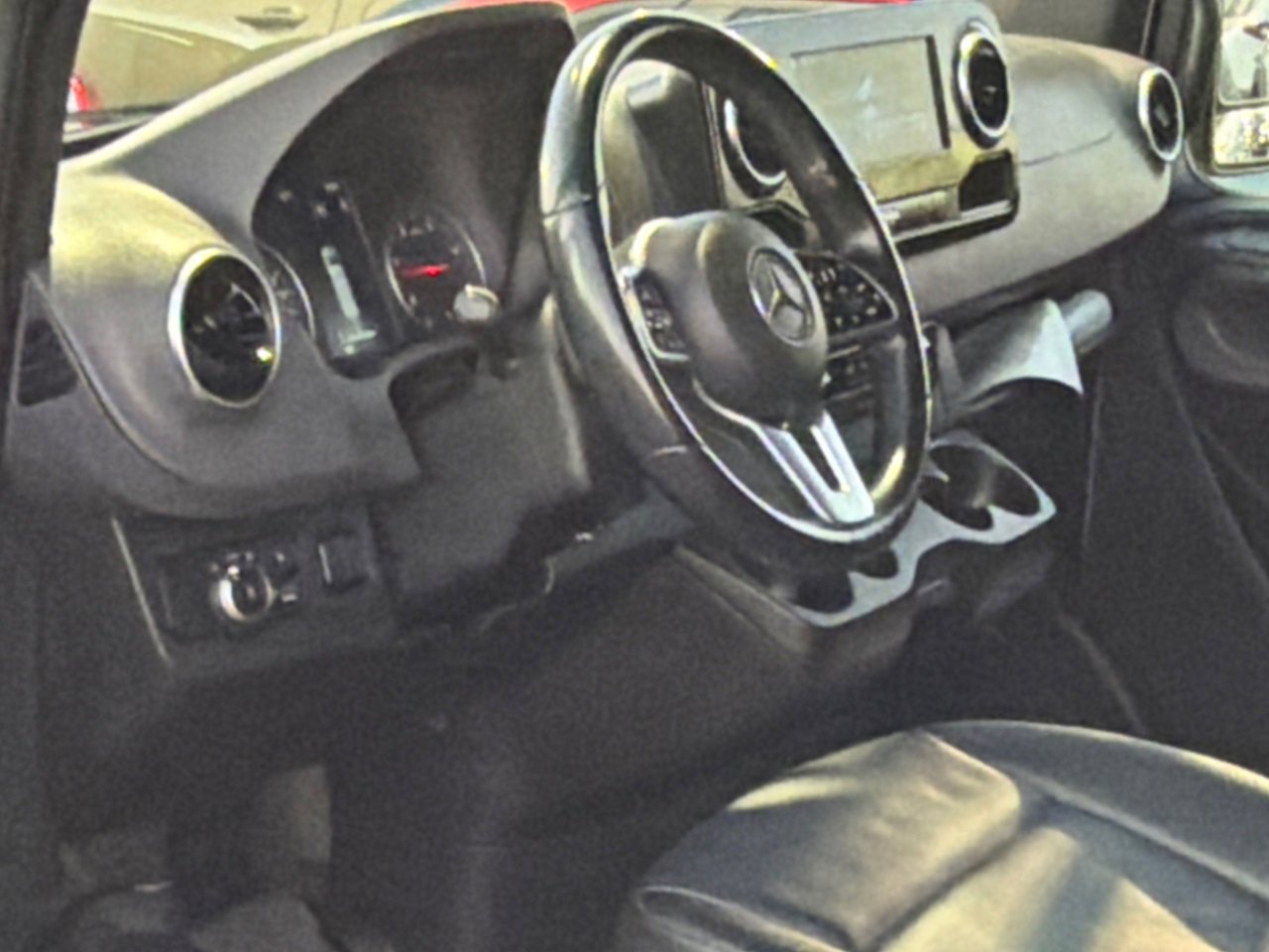 Used 2022 Mercedes-Benz Sprinter 3500 image 16