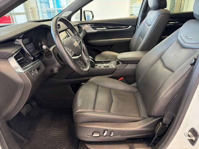 Certified 2023 Cadillac XT5 Premium Luxury image 17