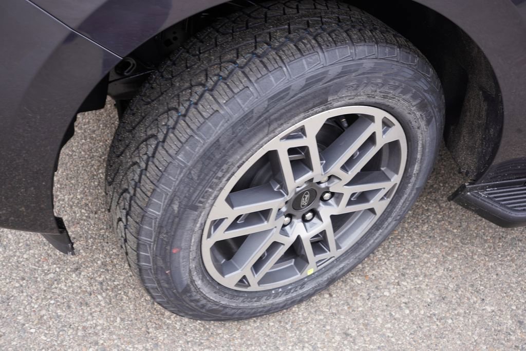 New 2026 Ford Expedition Max Active AWD/4WD image 9