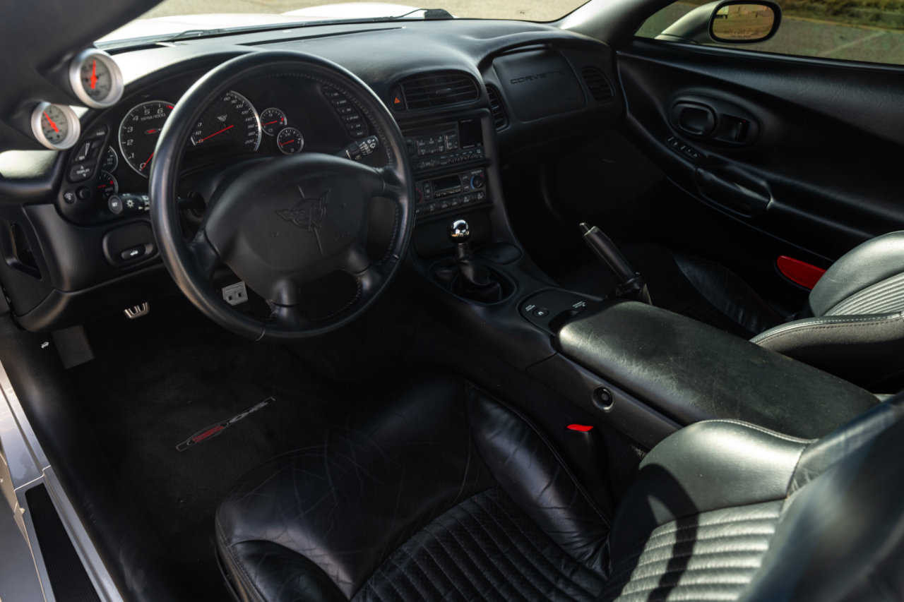 Used 2004 Chevrolet Corvette Z06 w/ Memory Package image 51