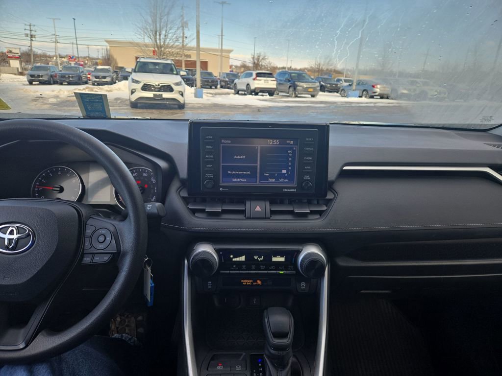 Used 2020 Toyota RAV4 LE w/ All Weather Liner Package image 17