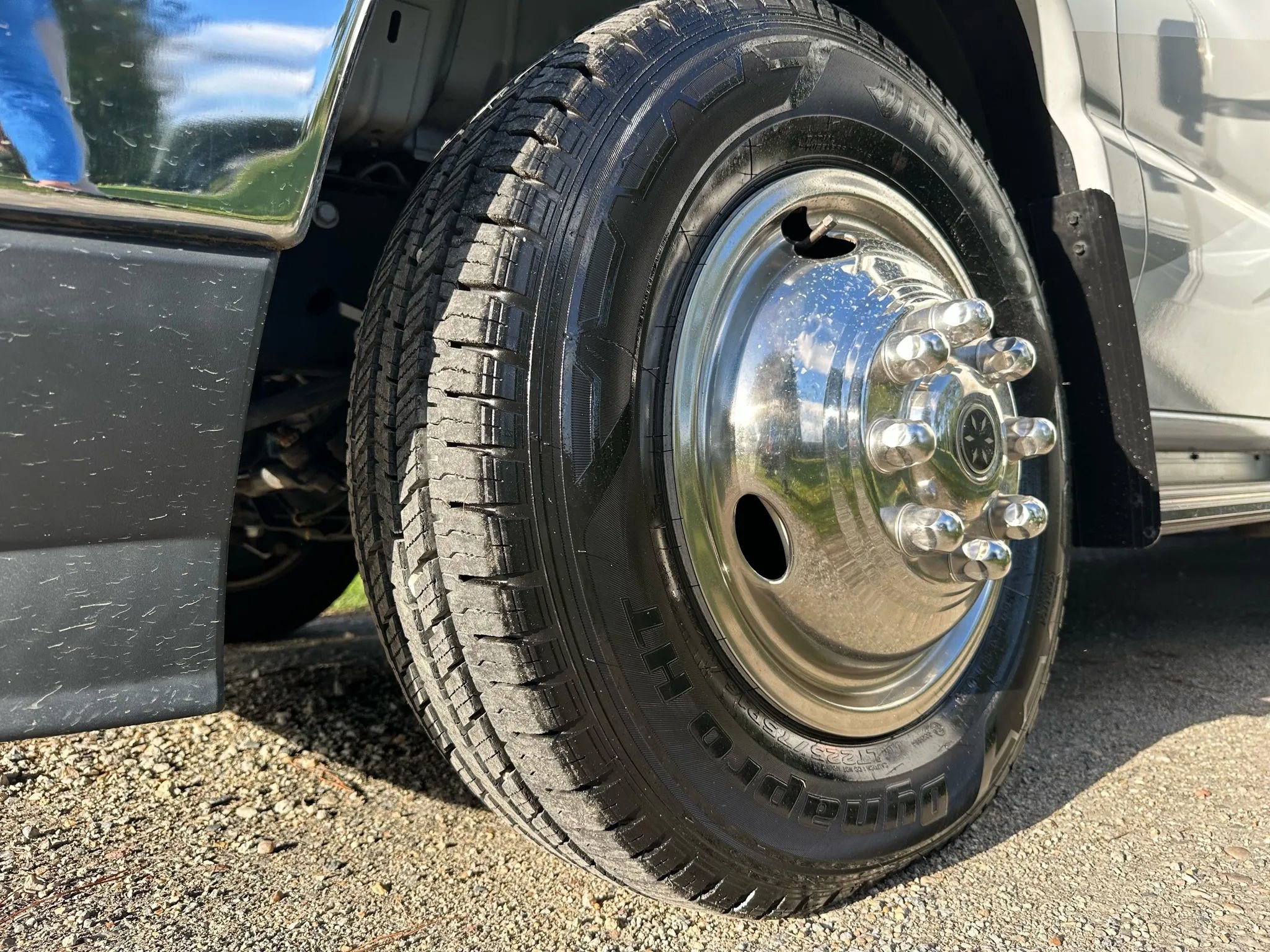 Used 2021 Ford E-450 and Econoline 450 Super Duty w/ Motorhome Prep Package image 31