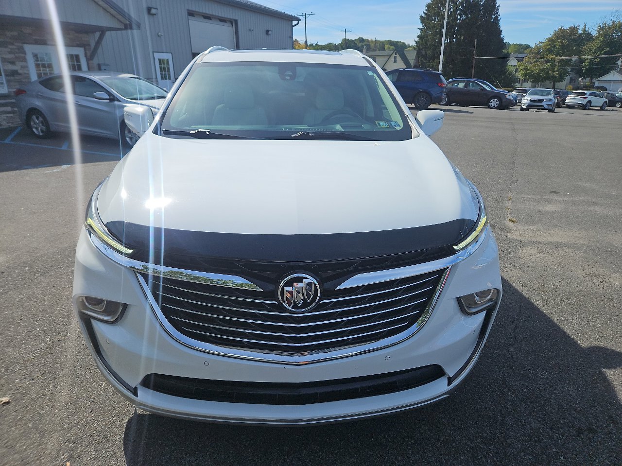 Used 2022 Buick Enclave Premium w/ Experience Buick Package image 8