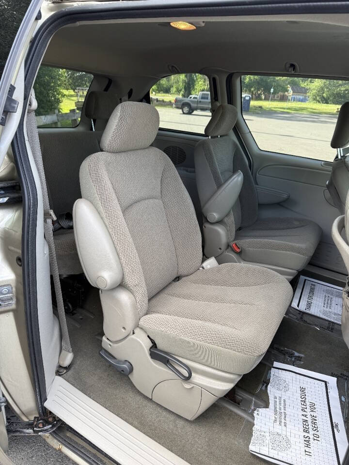Used 2007 Dodge Caravan SXT FWD image 15