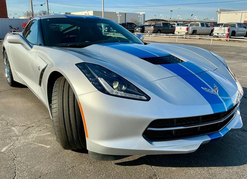 Used 2014 Chevrolet Corvette Base w/ 3LT Preferred Equipment Group image 4