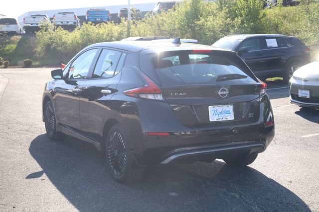 Used 2025 Nissan Leaf SV Plus image 6