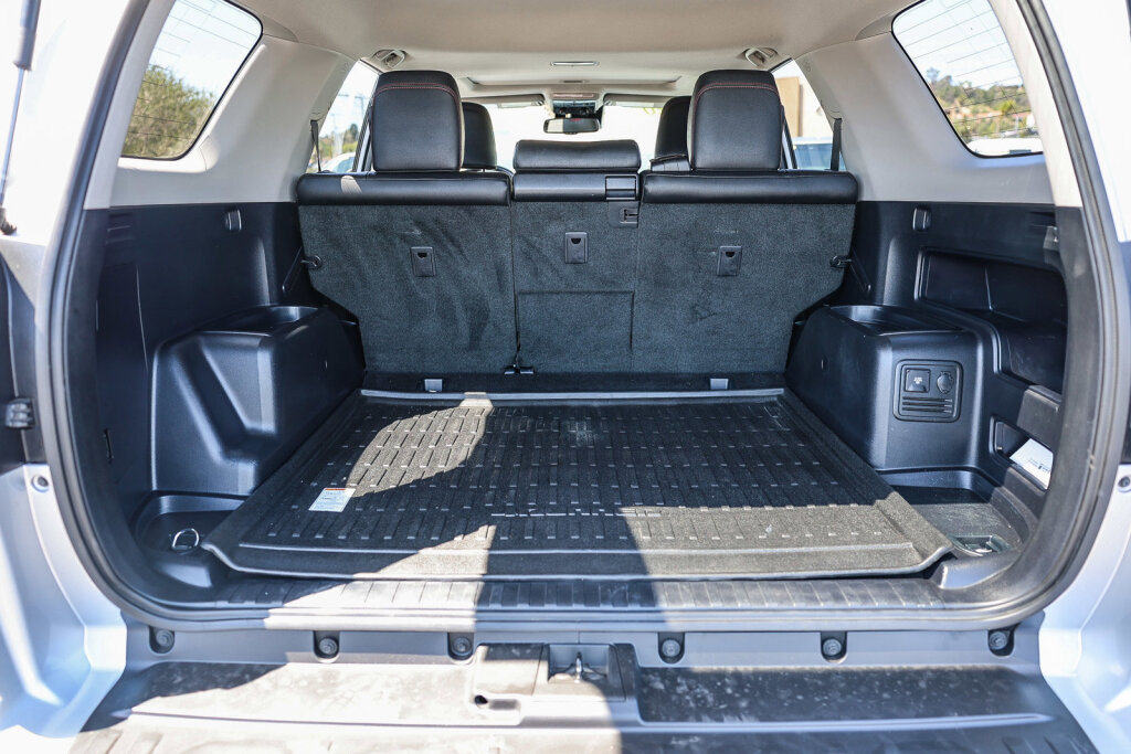 Certified 2020 Toyota 4Runner TRD Off-Road Premium w/ Moonroof Package AWD/4WD image 28